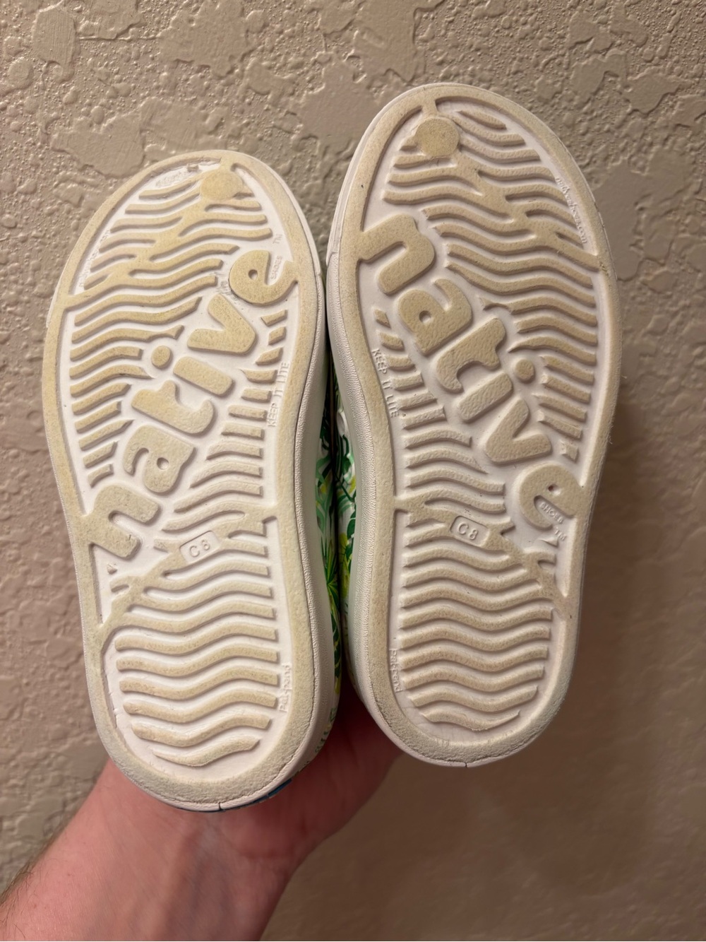 Native Shoes Green Tropical Palm Tree Print Slip-On Shoes Jefferson Style C8 - Picture 4 of 4